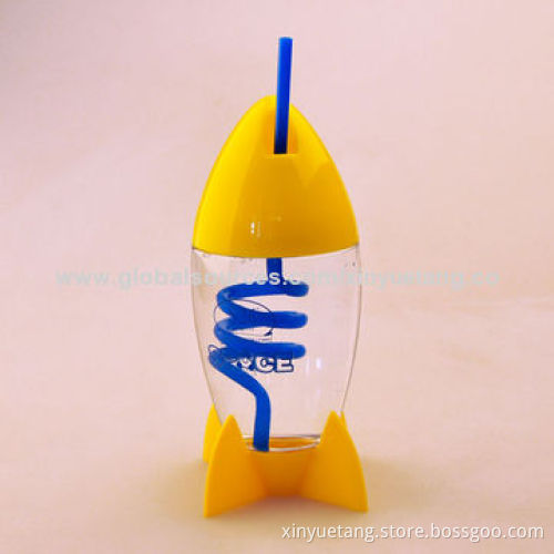 Rocket-shaped Kids' Plastic Mug with Straw for Party Drinking, 300mL VolumeNew